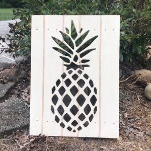 Hobby Lobby Pineapple decor piece